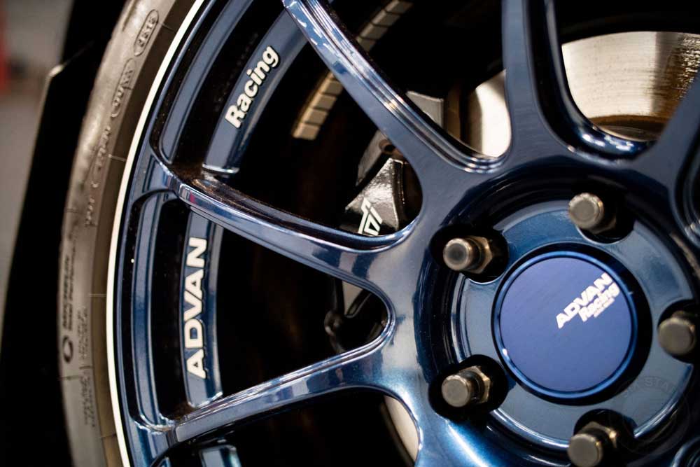 Subaru STI 2015 Wheels